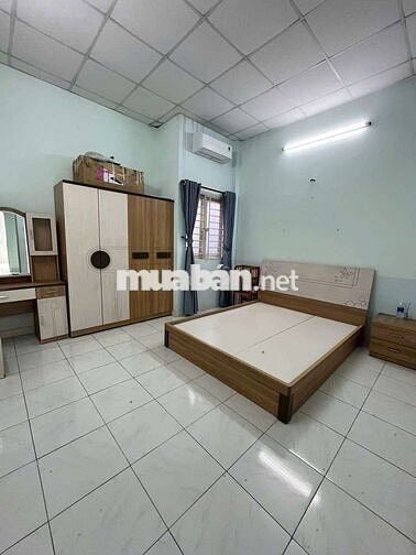Nhà 1 lầu 2 phòng.đầy đủ nội thất.nhà hướng Tây