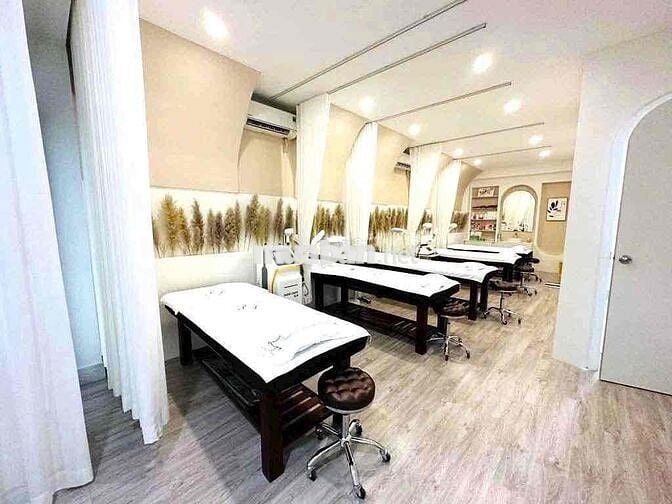 CHO THUÊ 1 TRỆT 1 LẦU 4.2x13m CẠNH ĐH HỒNG BÀNG💕💕💕