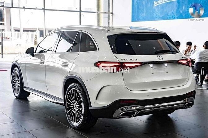 Mercedes Benz GLC 300 4Matic Model 2024 siêu đẹp