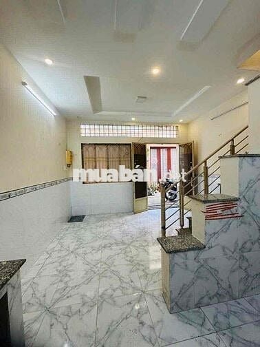 Bán Nhà P8. ngang 4.2m. trệt lầu. chỉ 2.75 tỷ