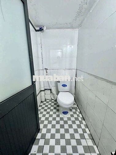 Phòng mới 100% ngay cầu vượt Linh Xuân