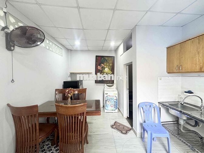 Nhà Nguyên Căn Diện Tích Dụng 60m2 Có Ban Công FullNT Trống Sẵn