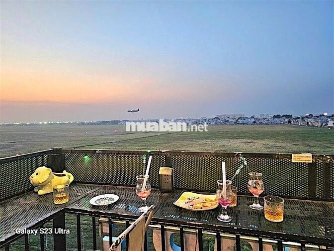 SIÊU PHẨM SÂN BAY- 80M2(4X20) 4 TẦNG - XE HƠI NGỦ NHÀ- VIEW CỰC CHILL.