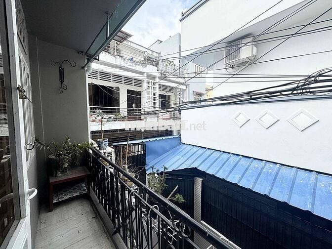Nhà Nguyên Căn Diện Tích Dụng 60m2 Có Ban Công FullNT Trống Sẵn