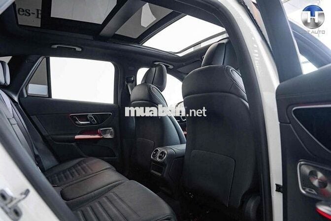 Mercedes Benz GLC 300 4Matic Model 2024 siêu đẹp