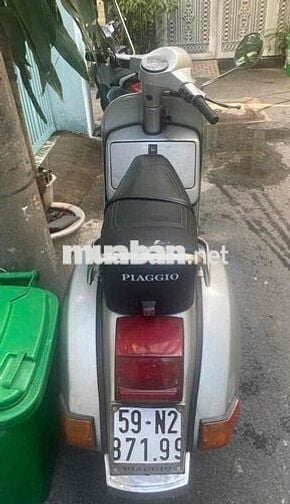 Vespa Piaggo Ý cổ
