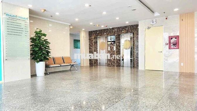 Cho thuê VP Đinh Bộ Lĩnh 230 gần ngay Ngã 4 Hàng Xanh chuẩn hạng B