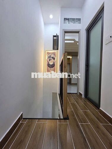 Q1, ngay C.A TPHCM, 2 tầng, DTSD 36m², cách 3 căn ra HXH, chỉ 4.65 tỷ