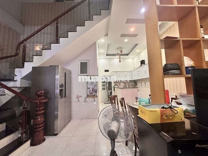Nhà 2 Tầng Hẻm Xe Hơi Ngay Becone bee Quốc Lộ 1K DT 69m 3PN Hoàn Công