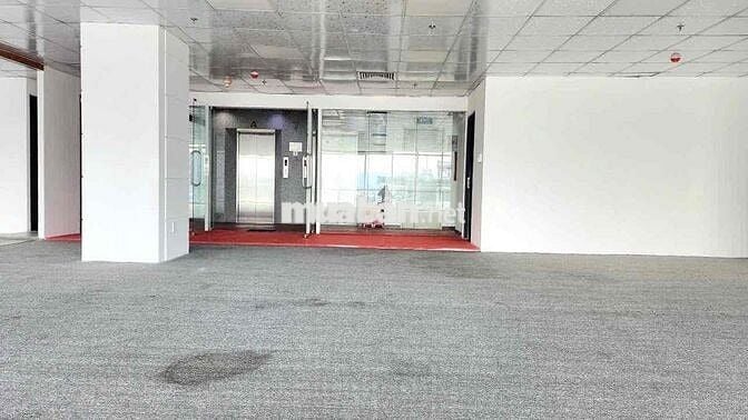 Cho thuê VP Đinh Bộ Lĩnh 230 gần ngay Ngã 4 Hàng Xanh chuẩn hạng B