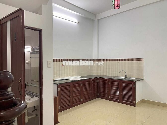 Bán Nhà Đẹp Hẻm Ô Tô Liên Khu 4-5 Bình Tân, 56m², 3 Tầng, 4.5 Tỷ TL