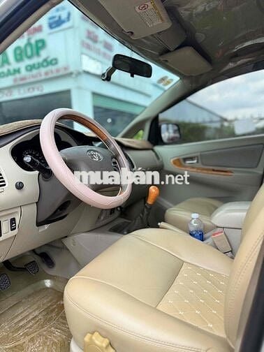 Toyota Innova 2009 G - xe gd máy zin keo chỉ zin