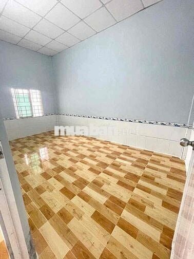 Phòng trọ rộng 45 m2 có thể đậu ô tô