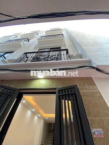 cho thuê nhà mới nguyên căn 4 tầng ở La phù. 7,5tr/tháng