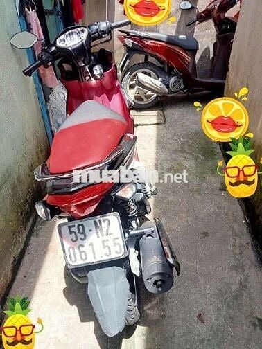 Xe nhà đang chạy
