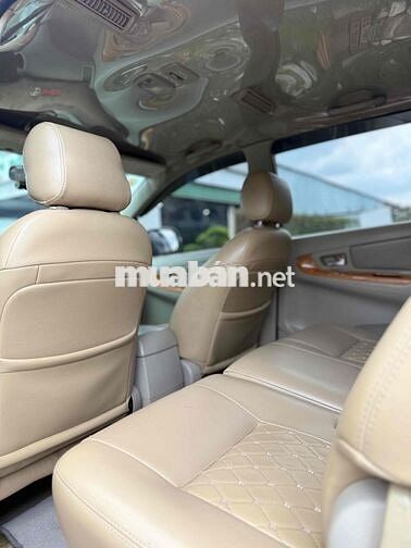Toyota Innova 2009 G - xe gd máy zin keo chỉ zin