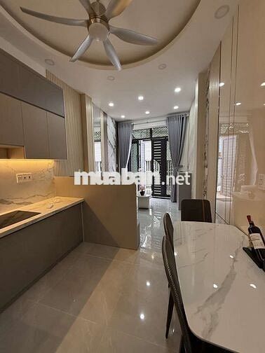 Nhà Mới 3 PN, Nội Thất Cao Cấp