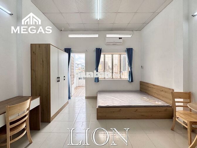 CHO THUÊ CĂN HỘ BANCONG LỚN 40m2 - GẦN CÔNG VIÊN TAO ĐÀN, QUẬN 3