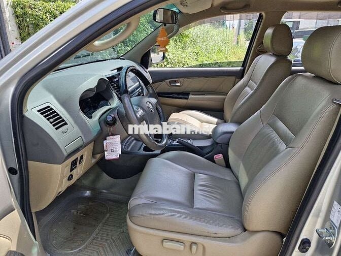 Toyota Fortuner 2013 2.7V 4x2 - 113000 km
