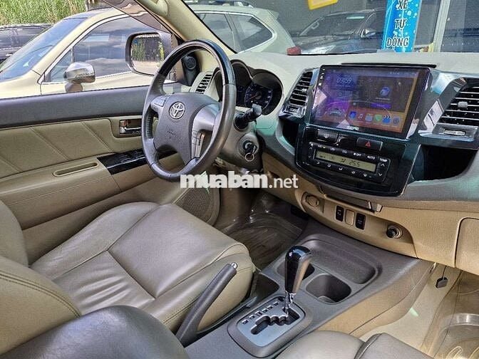 Toyota Fortuner 2013 2.7V 4x2 - 113000 km