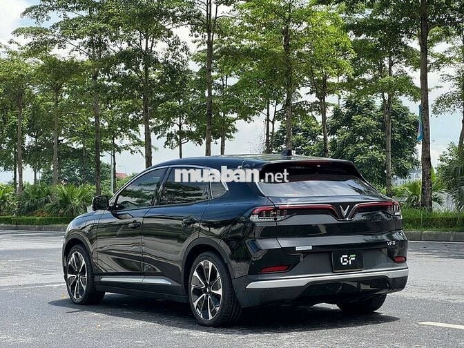 BÁN VINFAST VF 8 2023 PIN CATL 7xx Triệu