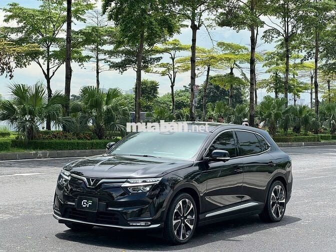 BÁN VINFAST VF 8 2023 PIN CATL 7xx Triệu