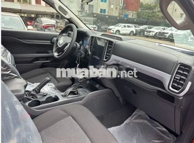 Ford Ranger giảm giá kèm ưu đãi hấp dẫn