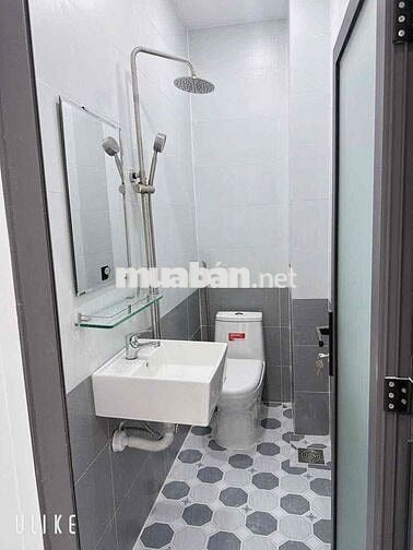 Bán nhà Gò Xoài 3 tầng H xe tải thông .4x13 .3 tầng sân thượng . 4pn