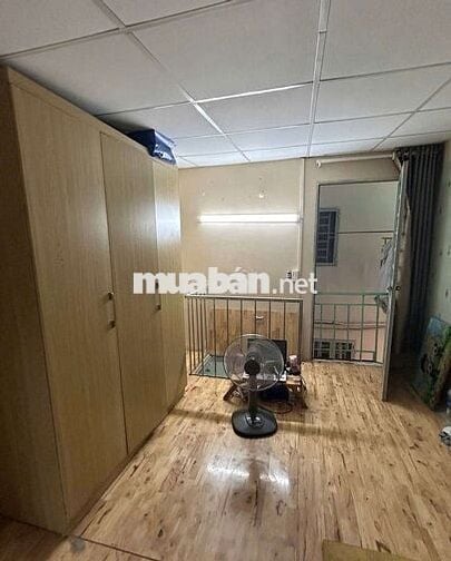 Cho thuê nhà nguyên căn có nội thất cơ bản như hình