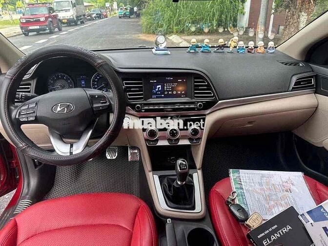 Hyundai Elantra 2019 1.6MT - 37000 km