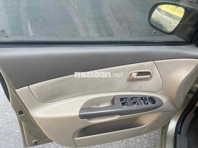 Kia Rio 2009 1.6 AT - 23456 km
