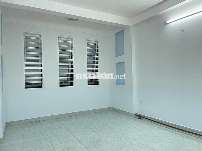 Bán Nhà Đẹp Hẻm Ô Tô Liên Khu 4-5 Bình Tân, 56m², 3 Tầng, 4.5 Tỷ TL