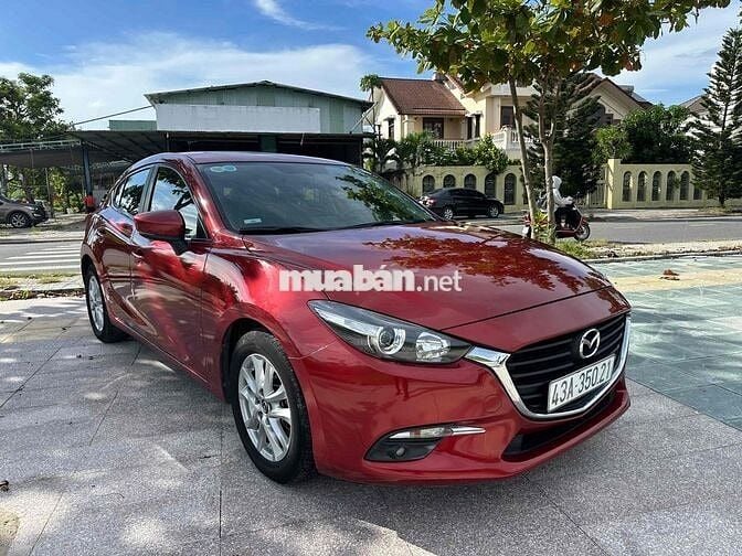 Mazda 3 2018 1.5 AT Sedan - 52000 km