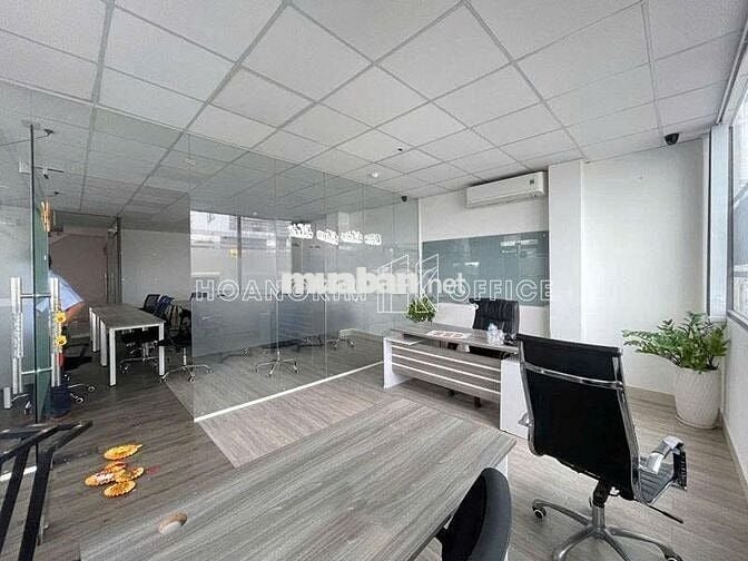 Thuê văn phòng Bình Thạnh 130m², full nội thất, giá chỉ 32tr/tháng