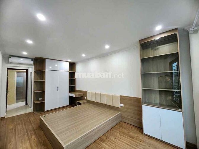 NHÀ MỚI KÍNH KOONG- THANG MÁY- ĐÓN ĐẦU QUY HOẠCH- TƯƠNG LAI TĂNG