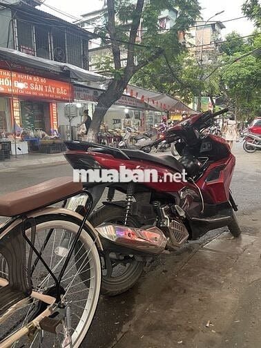 Bán tập thể Nghĩa Tân. Tầng 2. 80m2. ô to. sát mặt phố. Bán tập thể Nghĩa Tân. Tầng 2. 80m2. ô to. sát mặt phố.