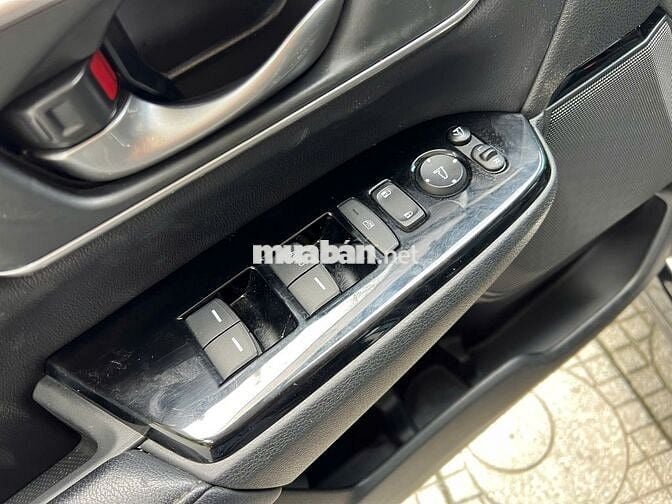 CRV bản L đăng ký 2022 odo 5v9 cực đẹp