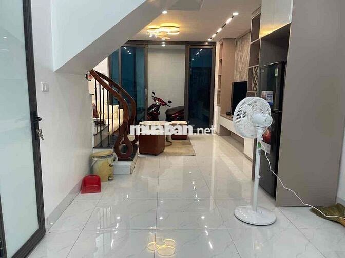 SIÊU PHẨM 50M - TRUNG TÂM BA ĐÌNH - OTO CÁCH 50M - NHỈNH 8 TỶ