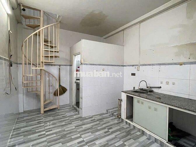 Bán nhà 2 tầng gần Âu Cơ, Tân Phú,2PN, giá chỉ nhỉnh tỷ