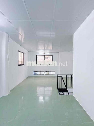 Nhà bán 20thuoc Hoàng Diệu Q.4