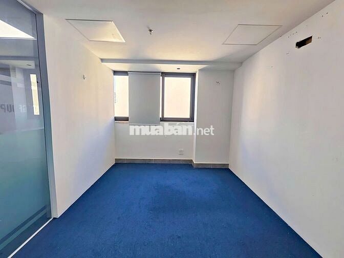 Chính chủ cho thuê VP 120m2 mt 10m, ô tô đỗ cửa, vào luôn, CẦU GIẤY