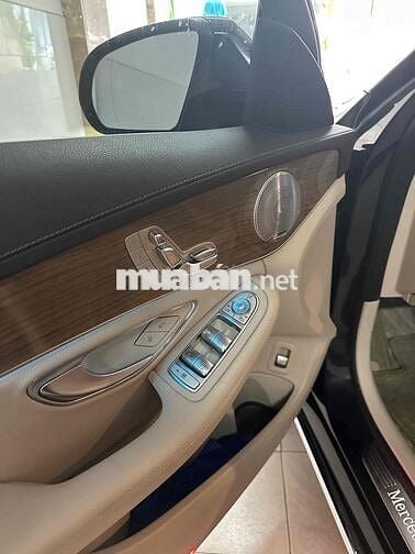 Mercedes Benz C Class 2015 C250 - 75000 km