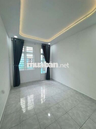 BÁN NHÀ TÂN PHÚ – GIÁ CHỈ 4,38 TỶ – NHÀ MỚI, HẺM 4M, 3PN