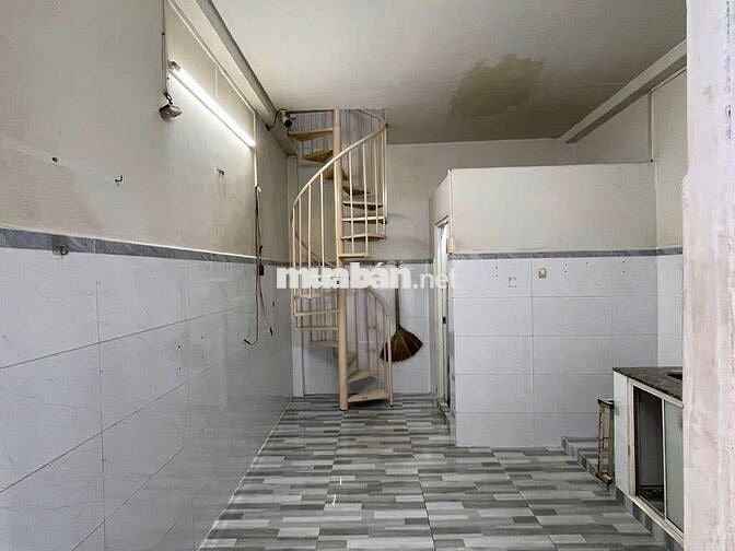 Bán nhà 2 tầng gần Âu Cơ, Tân Phú,2PN, giá chỉ nhỉnh tỷ