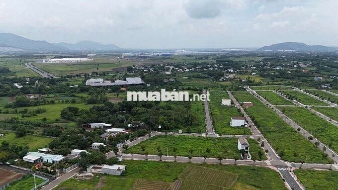 Ngộp oxy chính chủ bán gấp Lan Anh 7 đối diện kcn 2287ha 133m2/1ty380
