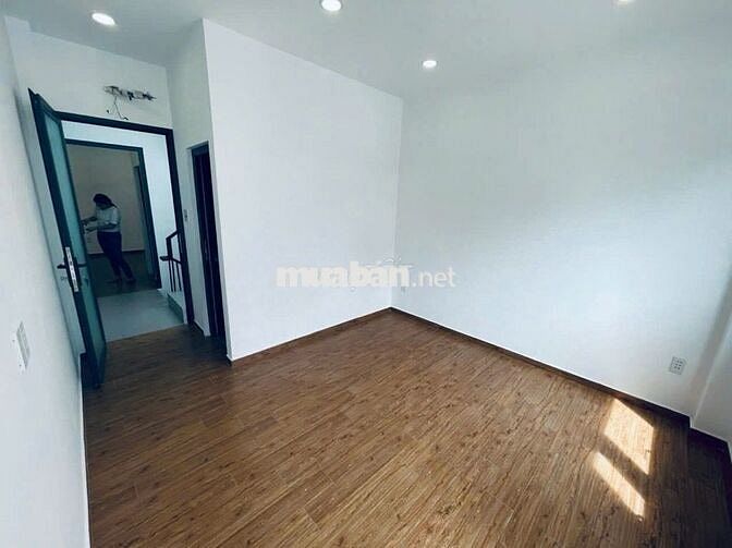 CHDV KHÁNH HỘI Q4- 4 LẦU- 45m2 - 6PN- GIÁ 7 TỶ NHỈNH