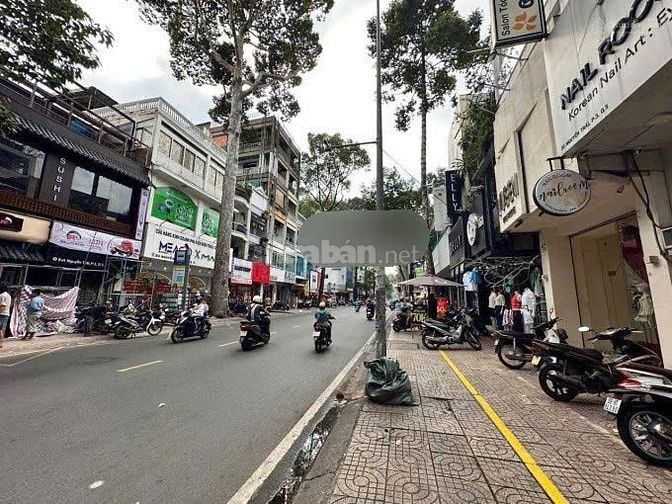 Cho thuê nhà mặt tiền Nguyễn Trãi, P.2, Q.5 giá 117tr