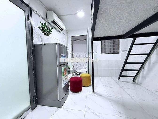 Cho thuê phòng trọ giá rẻ thuận tiện di chuyển Q1, Q2 ở Điện Biên phủ