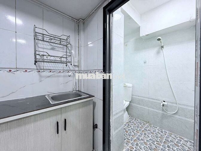 Cho thuê phòng trọ giá rẻ thuận tiện di chuyển Q1, Q2 ở Điện Biên phủ
