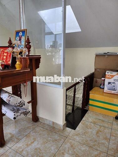 Nhà cho thuê Lý Thánh Tông (2PN 3WC) nội thất cơ bản, 10/10 nhận nhà